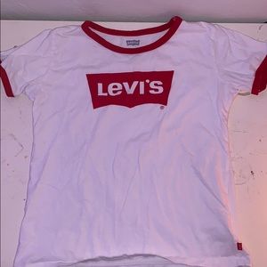 White Levi’s T shirt